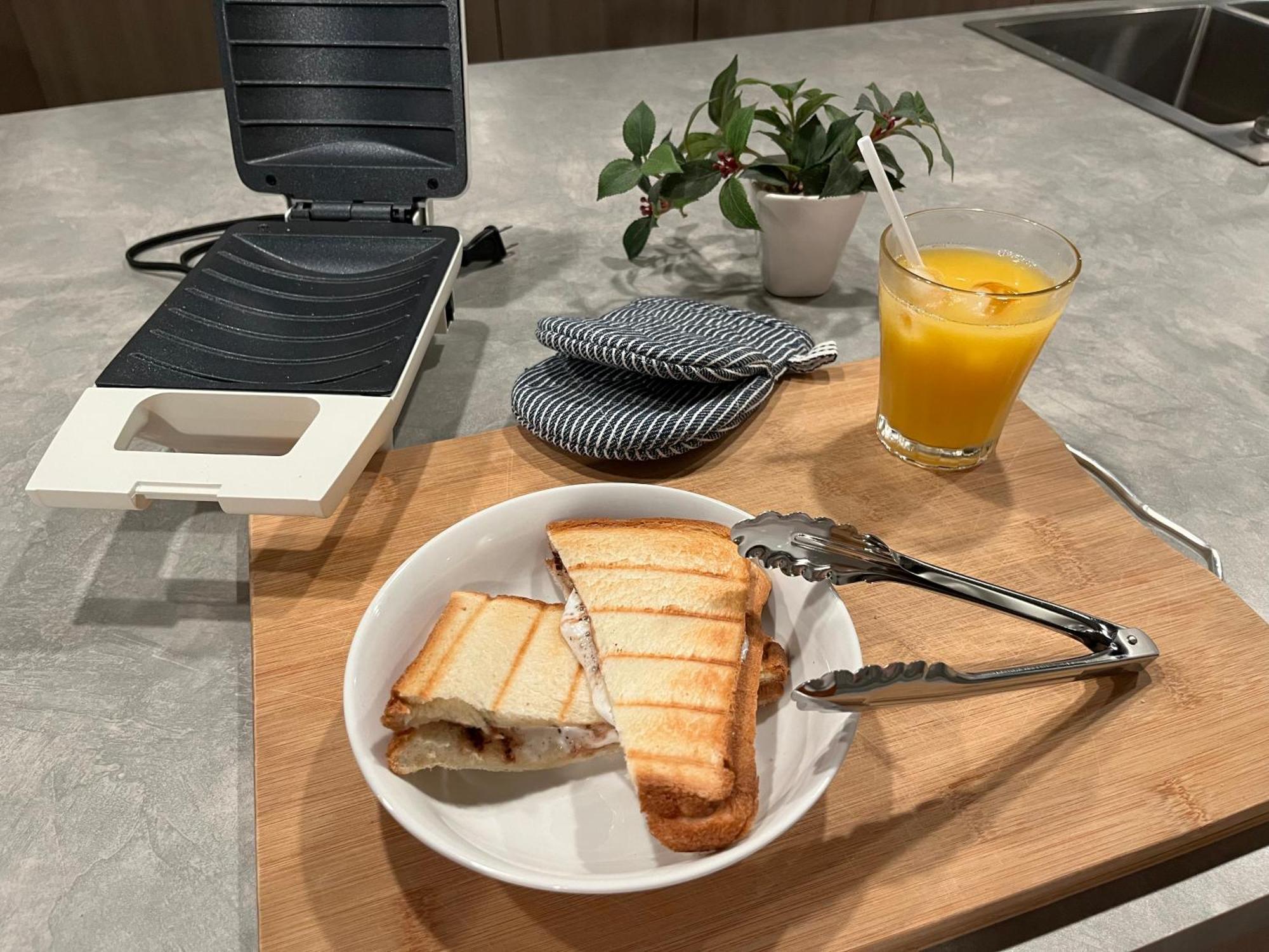 &And Hostel Shinsaibashi East أوساكا المظهر الخارجي الصورة