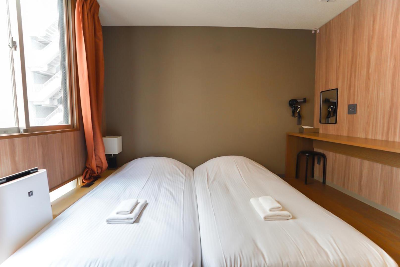 &And Hostel Shinsaibashi East أوساكا الغرفة الصورة