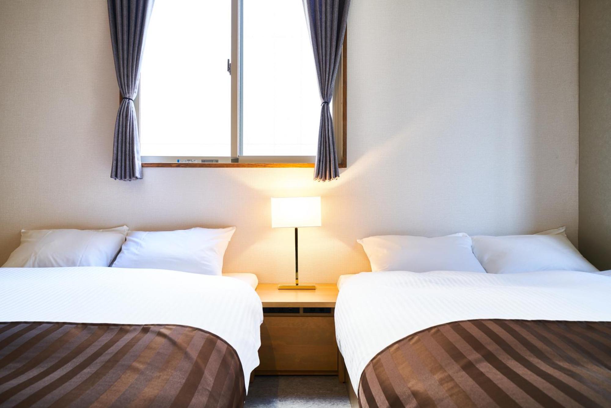 &And Hostel Shinsaibashi East أوساكا الغرفة الصورة