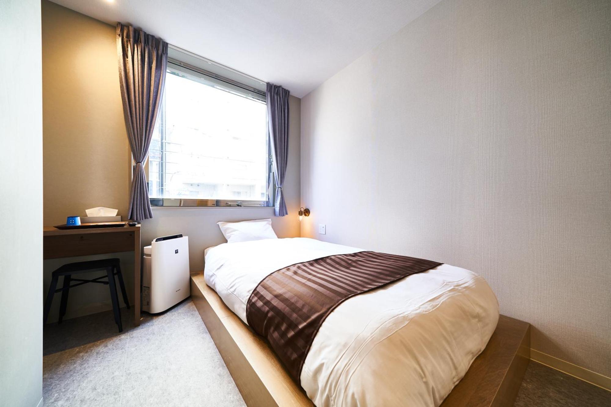 &And Hostel Shinsaibashi East أوساكا الغرفة الصورة