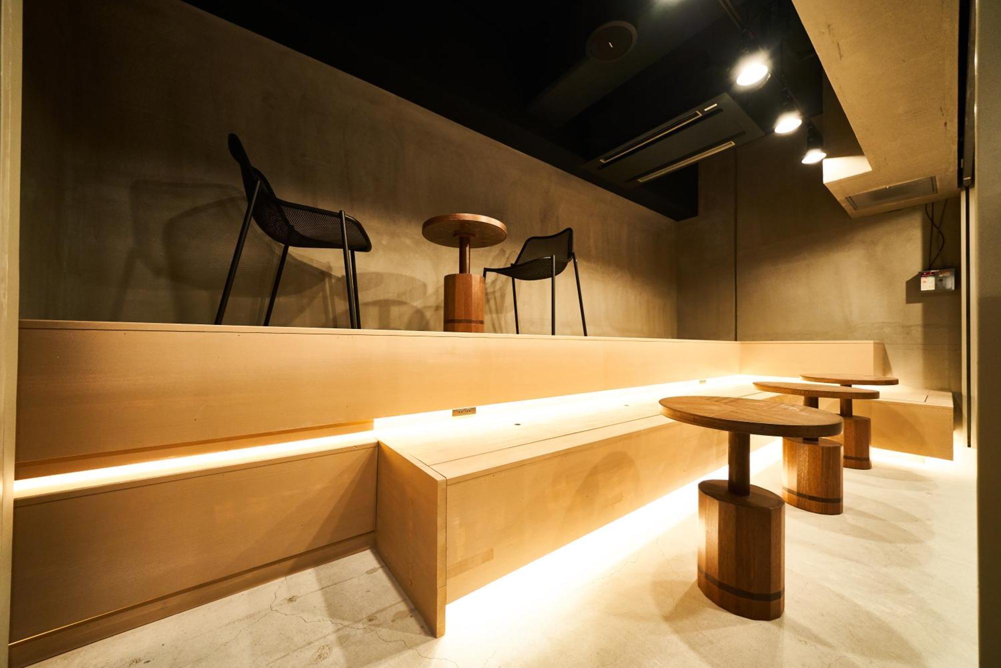 &And Hostel Shinsaibashi East أوساكا المظهر الخارجي الصورة