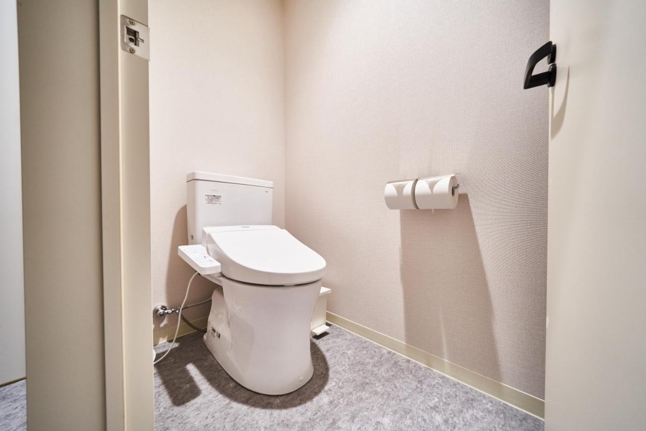 &And Hostel Shinsaibashi East أوساكا المظهر الخارجي الصورة
