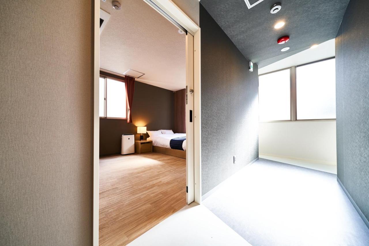 &And Hostel Shinsaibashi East أوساكا المظهر الخارجي الصورة
